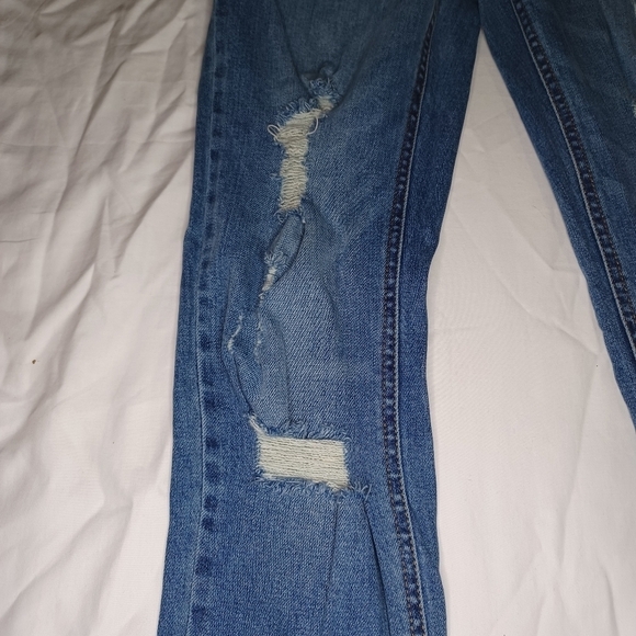 Altar'd State distressed skinny jeans - Picture 5 of 10